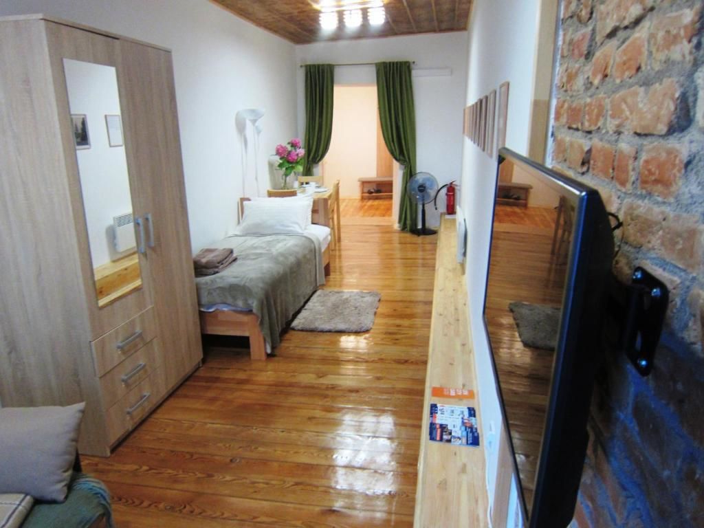 Апартаменты Luxury studio on Rynok square (quiet+balcony) Львов