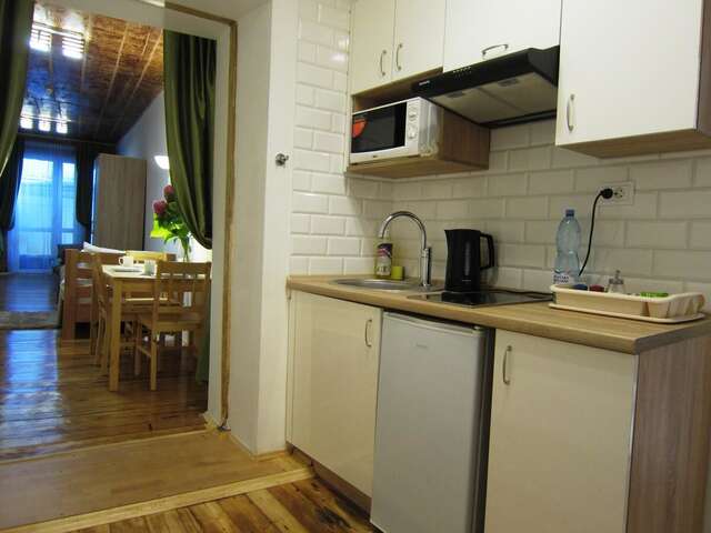 Апартаменты Luxury studio on Rynok square (quiet+balcony) Львов-6